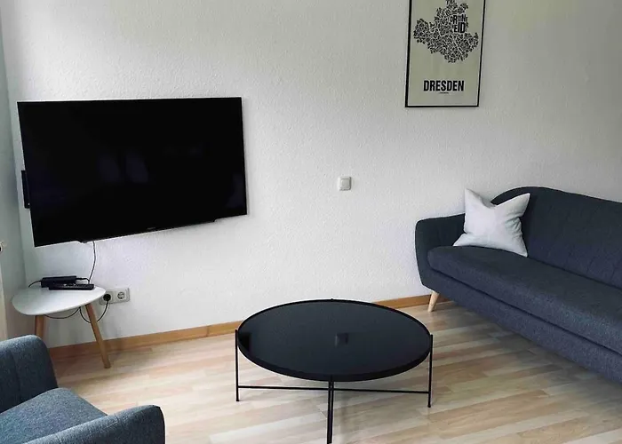 Modernes In Der Naehe Zur Uniklinik *